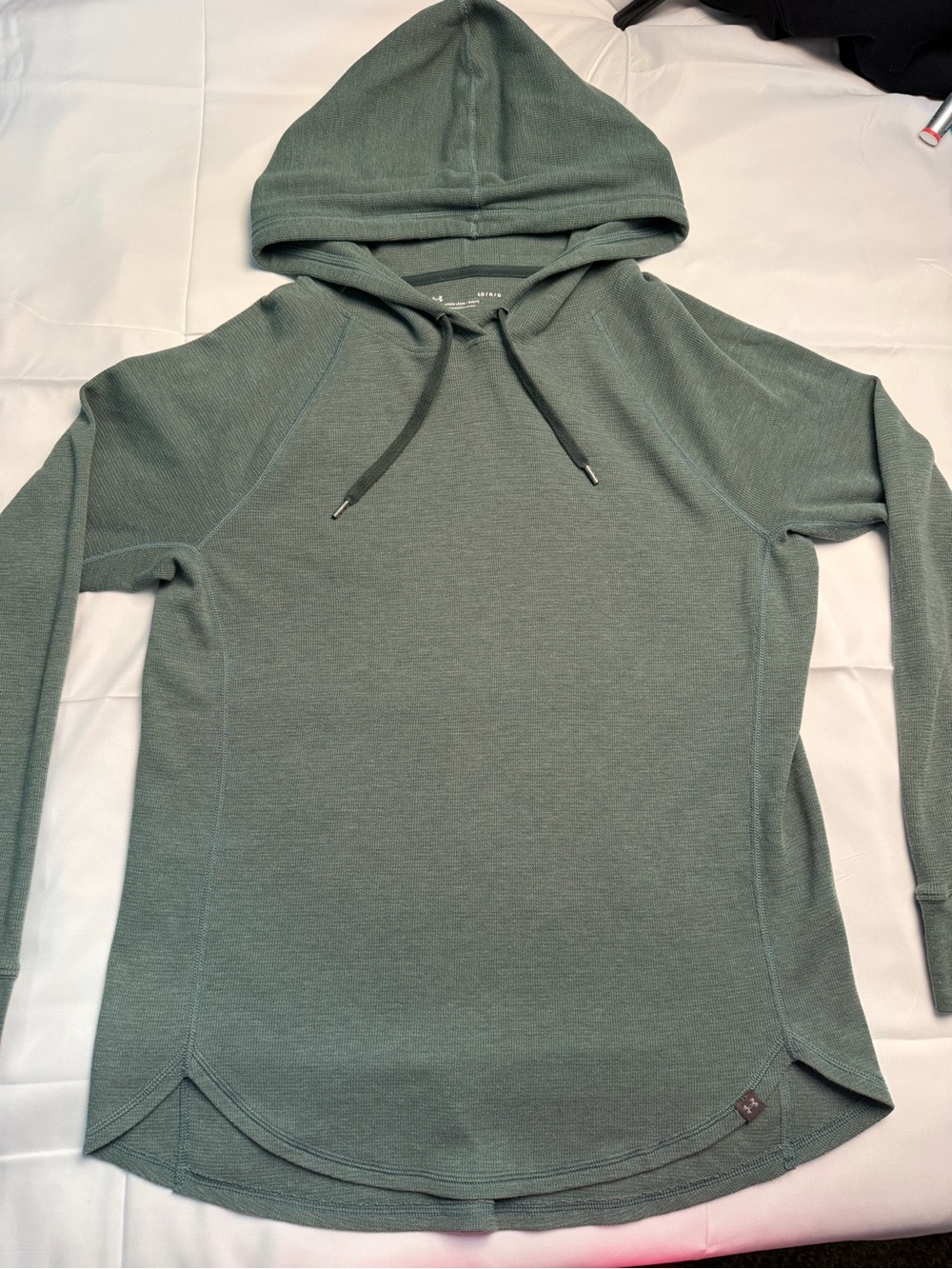 Men’s Lightweight Hooded Sweater in Moss Green